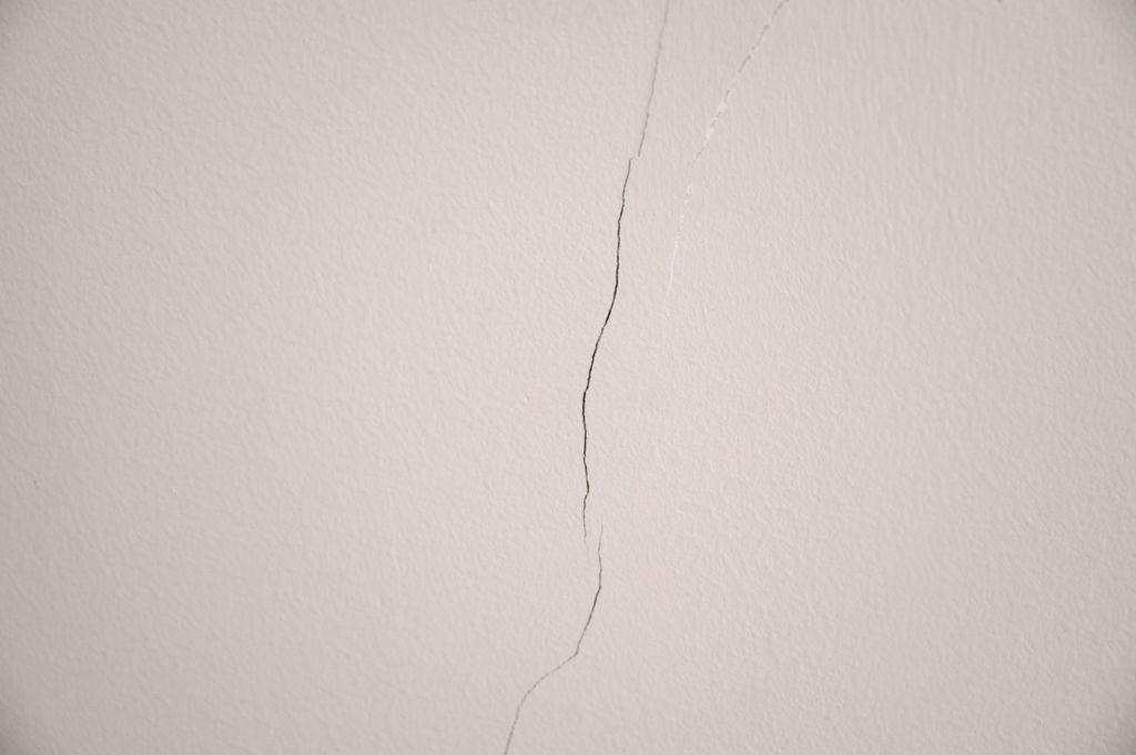 image 17 Filling in the Gaps: A DIY Guide to Addressing Minor Foundation Cracks